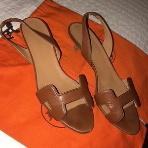 Authentic Hermès leather Ottomane low heel sandals